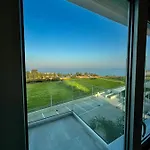 Emerald Apartment *