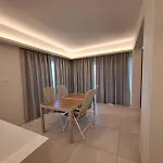Emerald Apartment